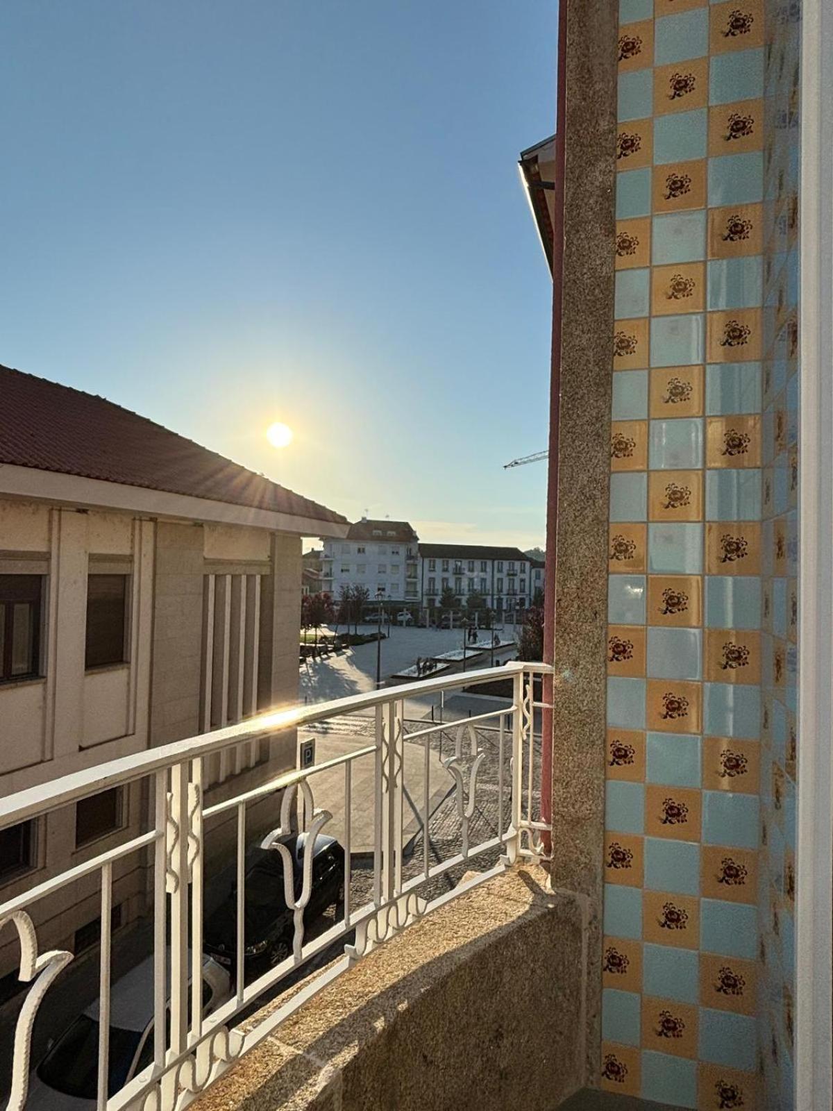 Pink House Apartment Moncao Bagian luar foto